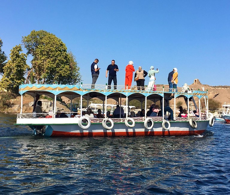 dancing on sightseeing boat, Nile, Aswan Gonzo Cat 2 4.0.jpg