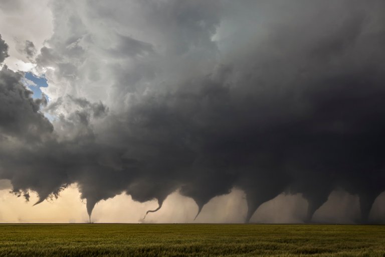 Evolution of_a_Tornado JasonWeingart 4.0.jpg