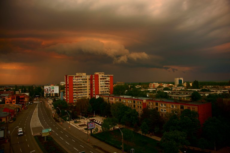 Rain lightning TORNADO beginning Ioan Cepaliga 3.0.jpg