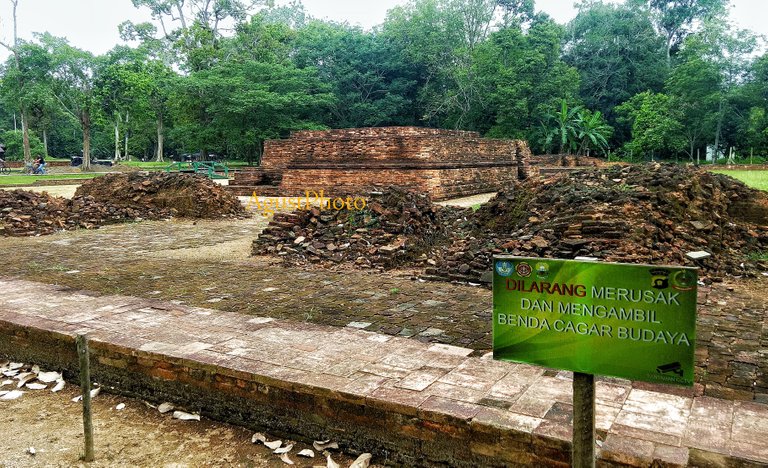 candi muaro jambi 2.jpg