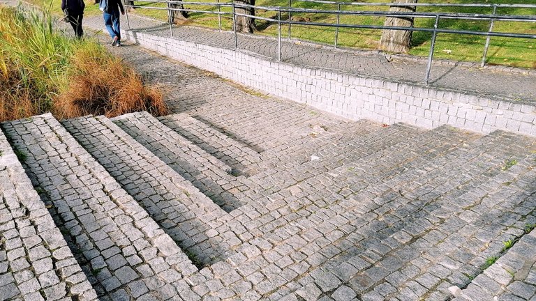 09.jpg