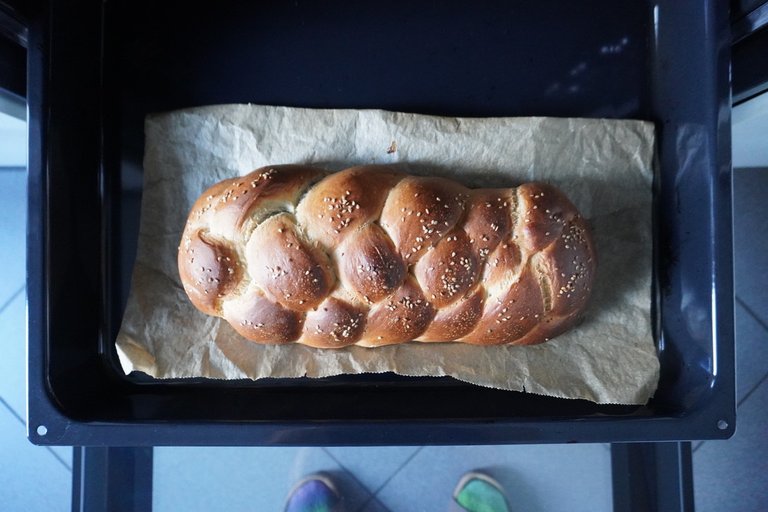 Fluffy vegan Challah.