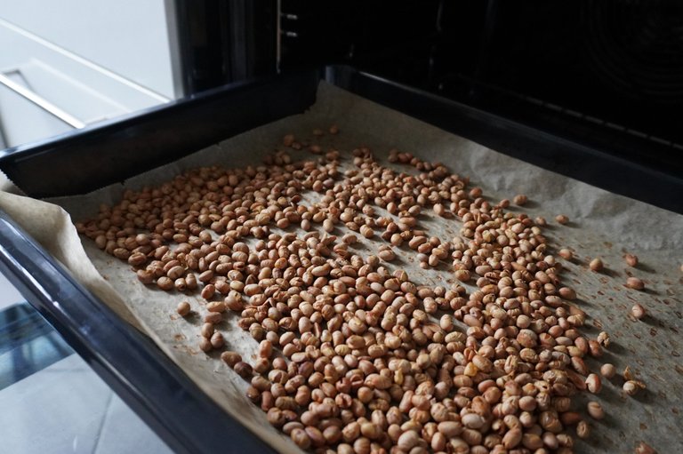 Oven-roasted soybeans