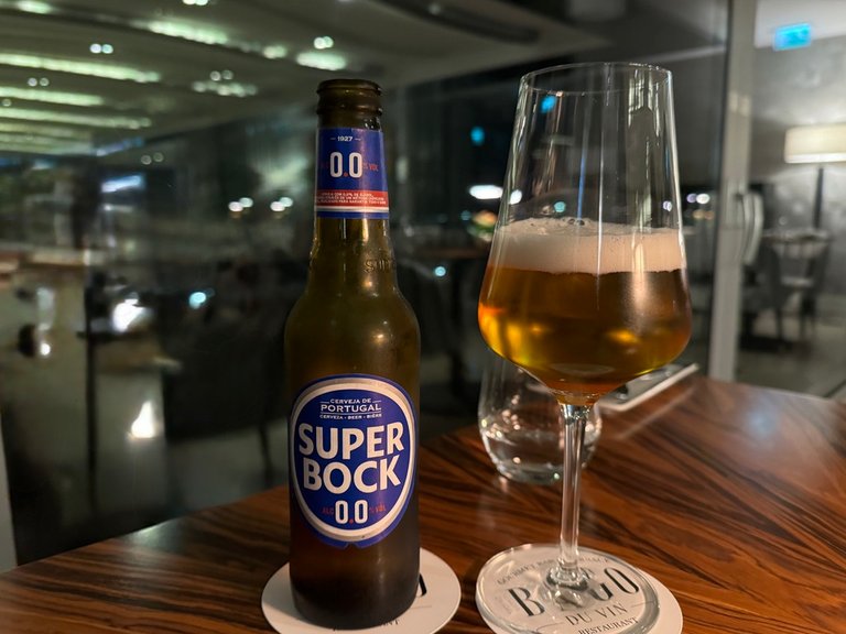 Non-alcoholic Super Bock