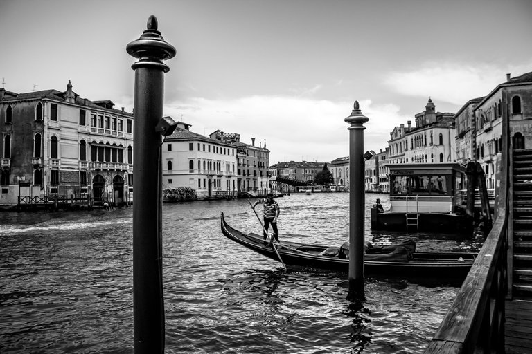 Canal_Venice-1791.jpg