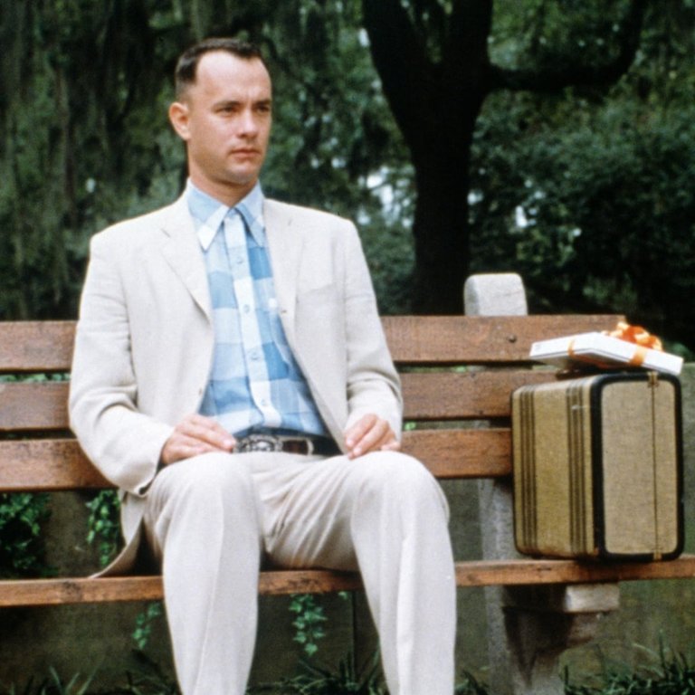 bio-14-iconic-forrest-gump-quotes_1920x1080_gettyimages-932243080.jpg