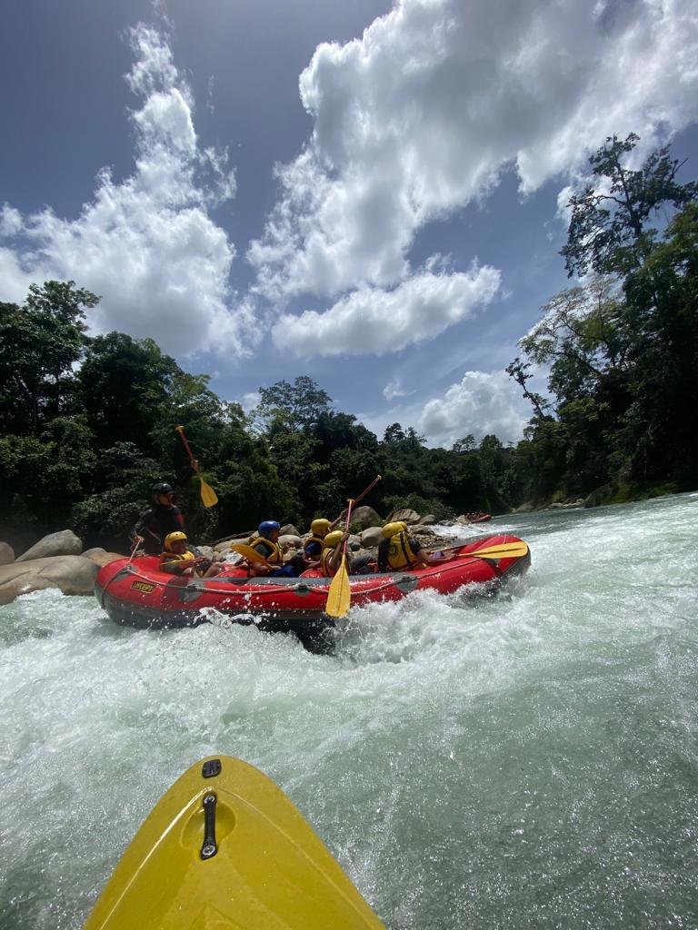 FOTO EN EL RIO