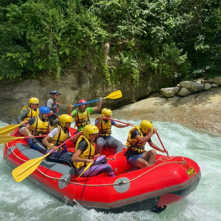FOTO EN EL RIO