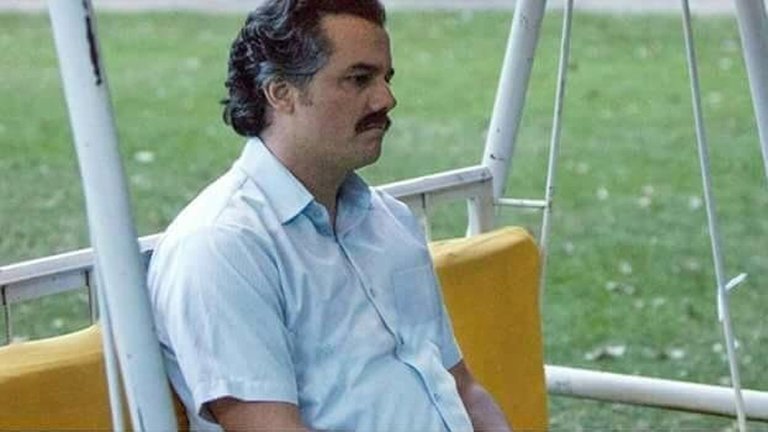 Pablo Escobar waiting.jpeg