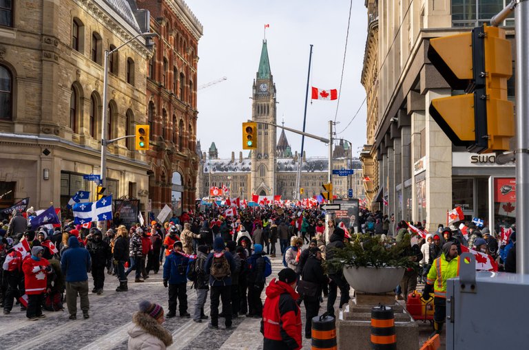 Freedom_Convoy_2022,_Ottawa,_February_12_(39).jpg