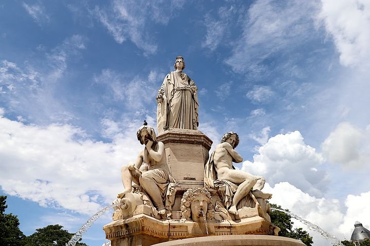 statues5404764__480.jpg