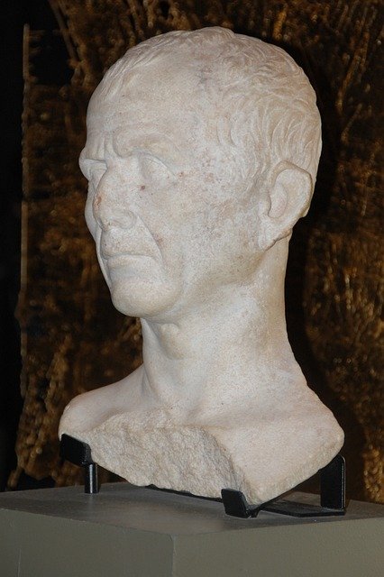 caesar-105294_640.jpg