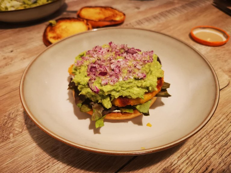 24-burger avocat poulet.jpg