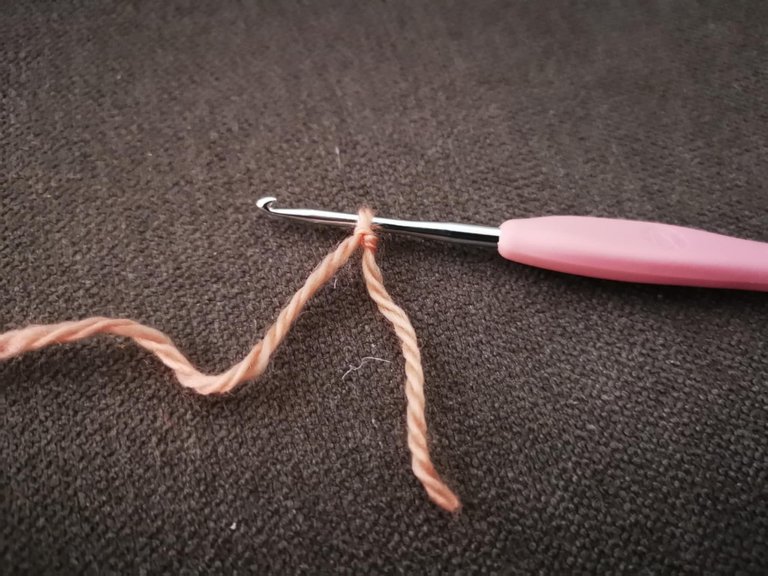 2-bourgon crochet.jpg