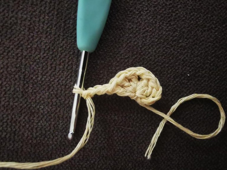 8-bandana crochet.jpg