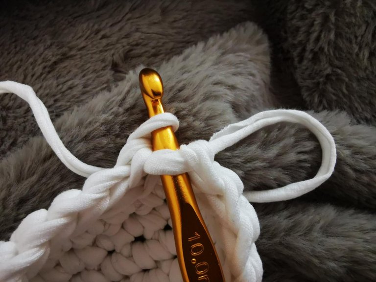 19-sac au crochet.jpg