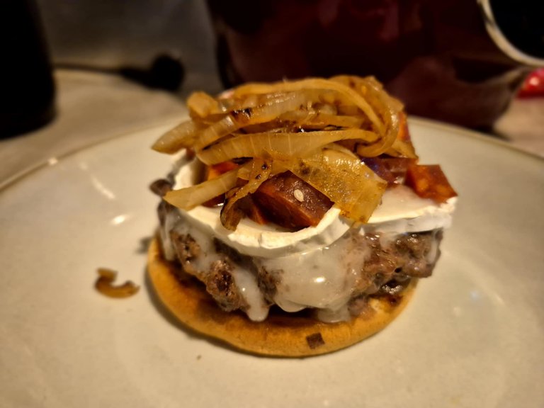 35 -burger chèvre-chorizo.jpg