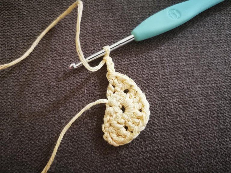 13-bandana crochet.jpg