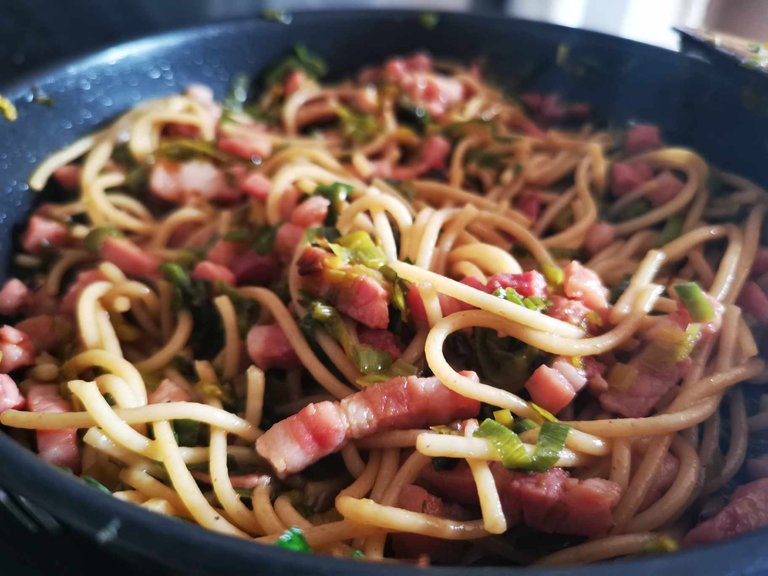 14-spaghetti lardons poireaux.jpg