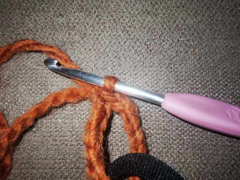 6-gros chouchou crochet.jpg