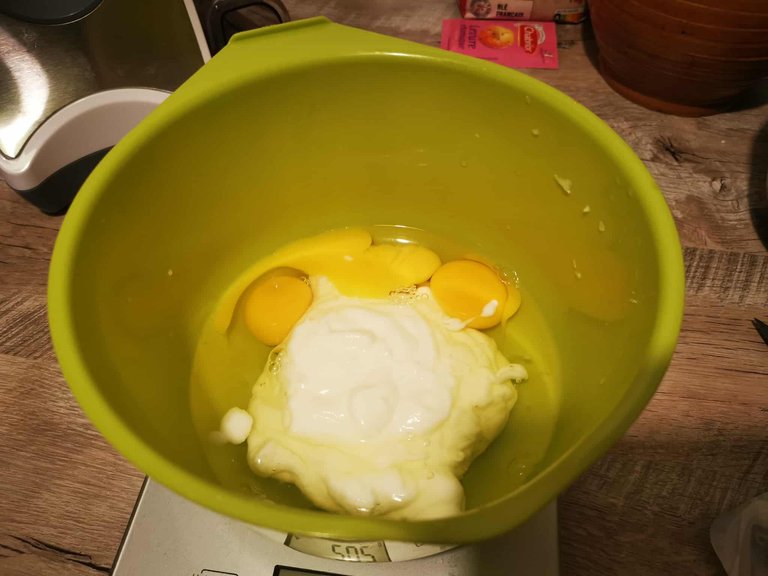 10-cake courgette feta.jpg