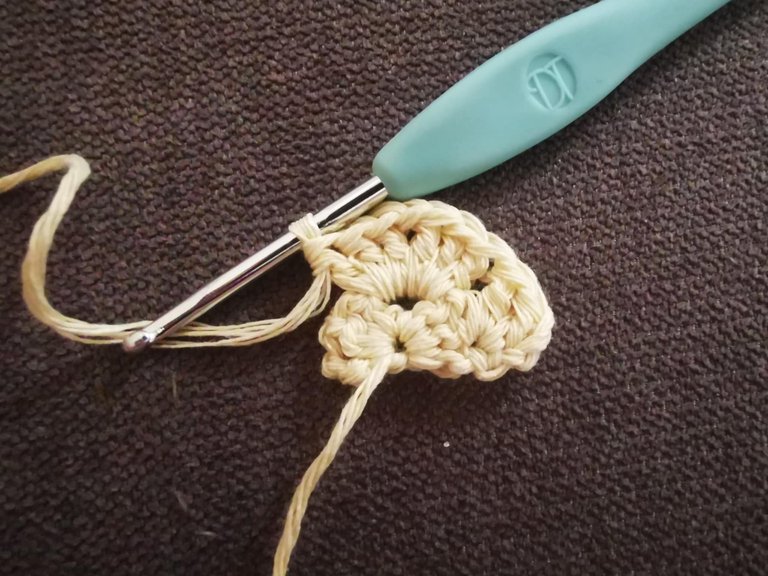 11-bandana crochet.jpg