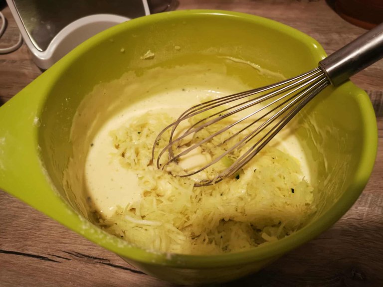 18-cake courgette feta.jpg