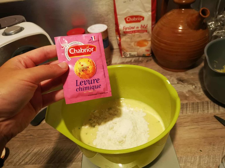 15-cake courgette feta.jpg