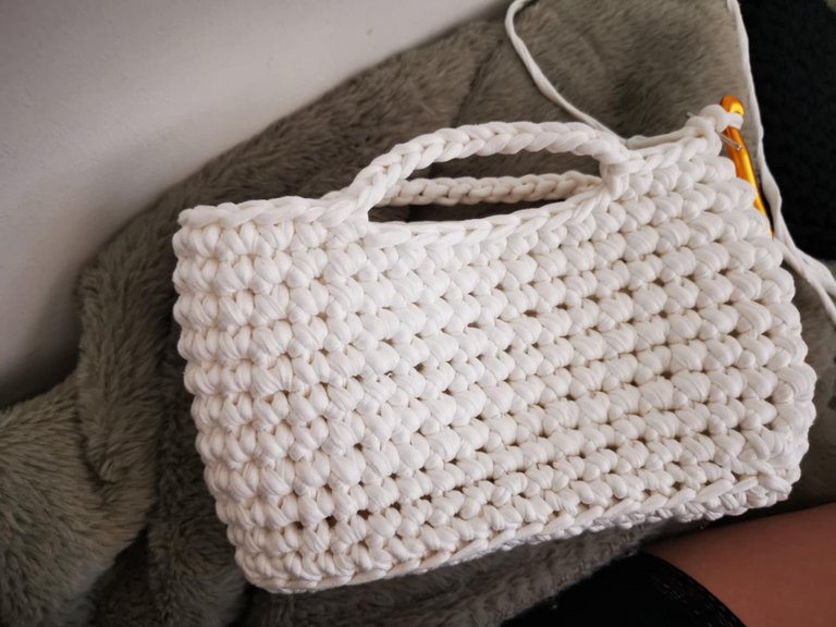 33-sac au crochet.jpg