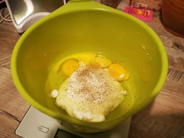 11-cake courgette feta.jpg