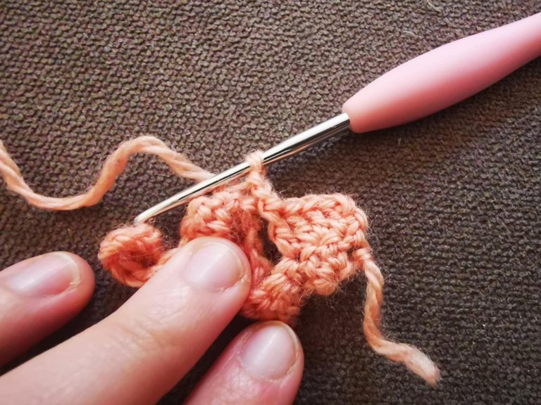 8-minis roses crochet.jpg