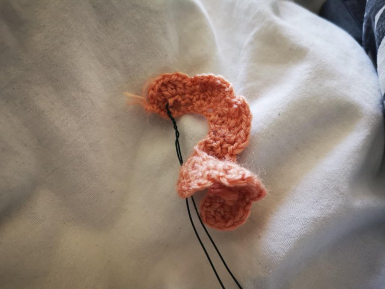 12-minis roses crochet.jpg