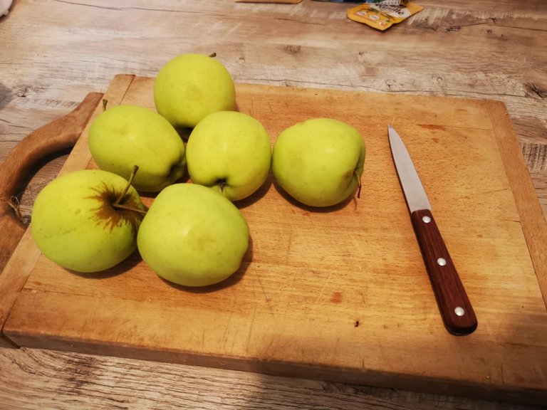 4-crumble aux pommes.jpg