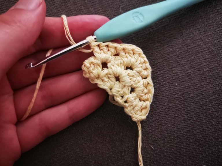 17-bandana crochet.jpg