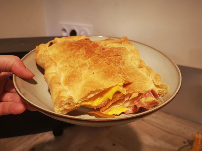 12-feuilleté au jambon.jpg
