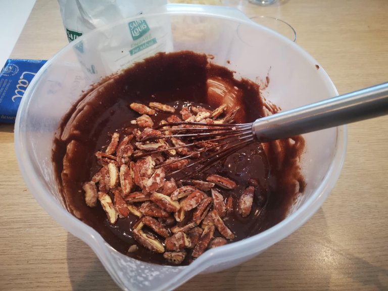 17-Pecan Brownie.jpg
