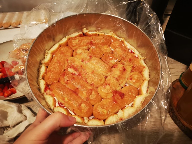 31-charlotte aux fraises.jpg