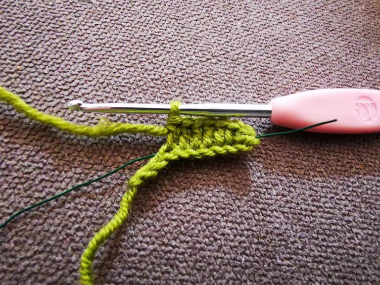 28-minis roses crochet.jpg