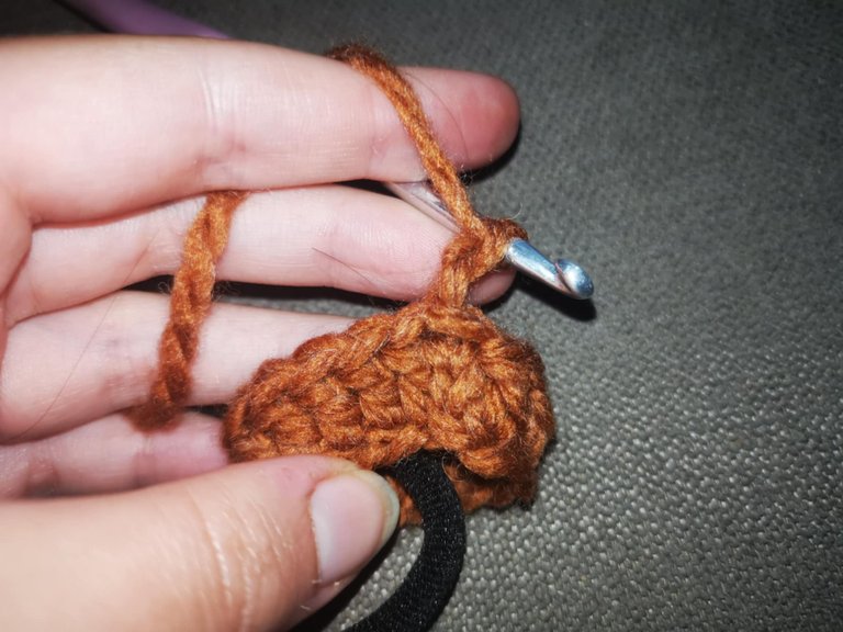 11-gros chouchou crochet.jpg