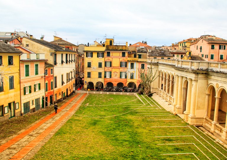 Square seen from the Cathedral... 