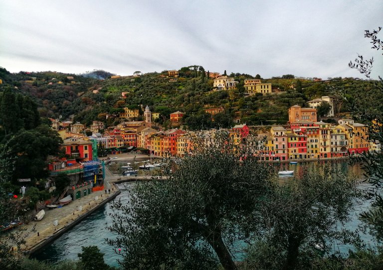 Portofino (from the steps leading to the harbour)