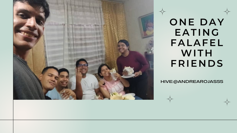Un día comiendo falafel con amigos.png