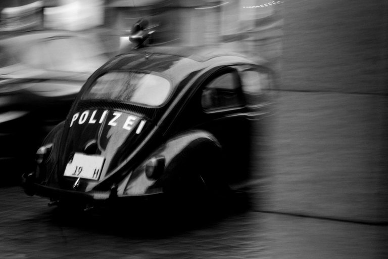 DSCF2613-pxp1-car-vw-police.jpg