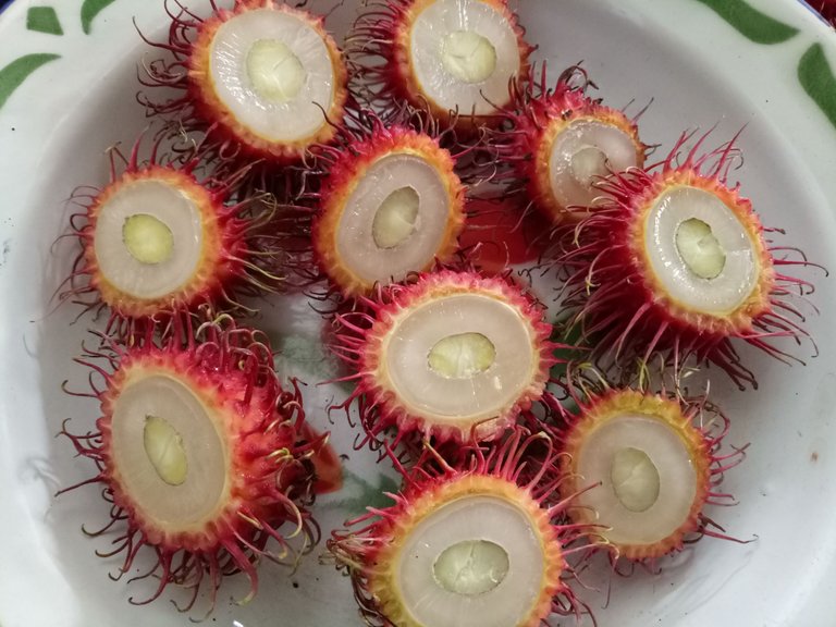 Rambutan Fruits.jpg