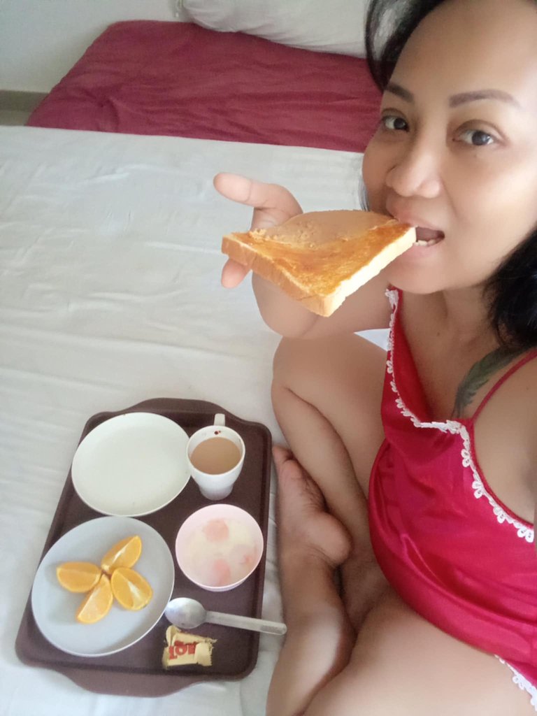 b9b41484-bc8b-4db1-9b7b-f64842846d70.jpg