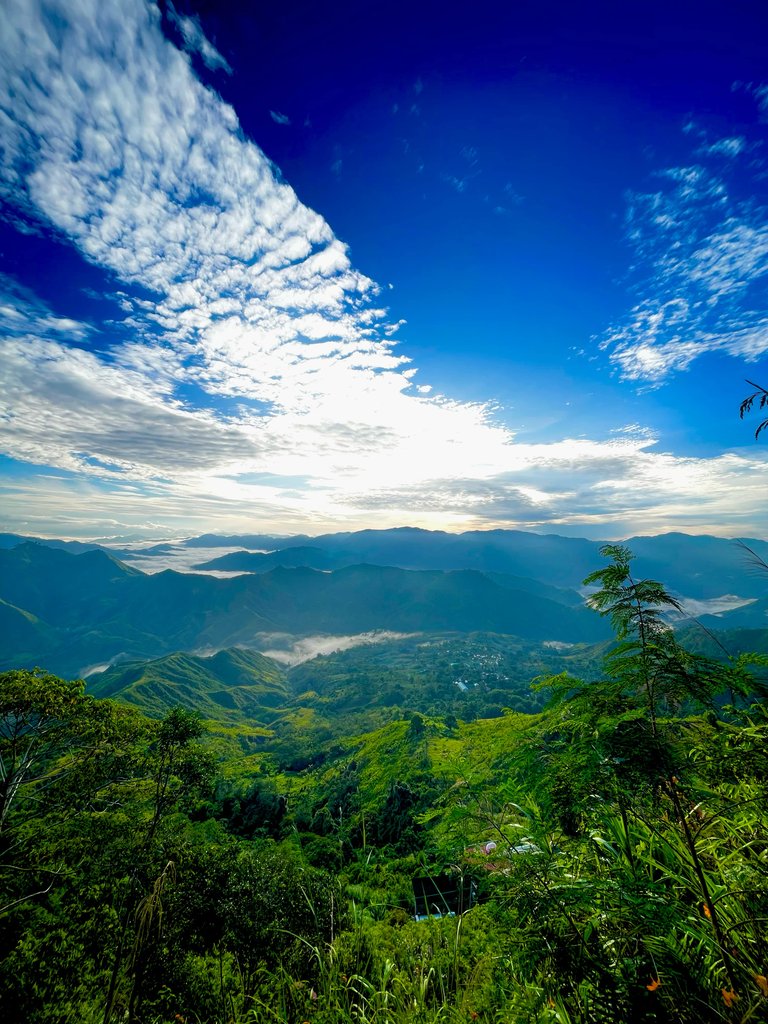 The Breathless Sea of Clouds  and Stunning Scenery of Mountain Hills View at Buda Davao City 