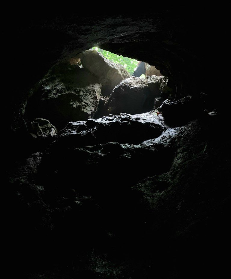 cave3.jpg