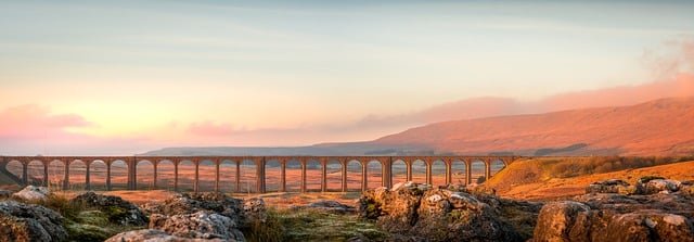 ribblehead-viaduct-2443085_640.jpg