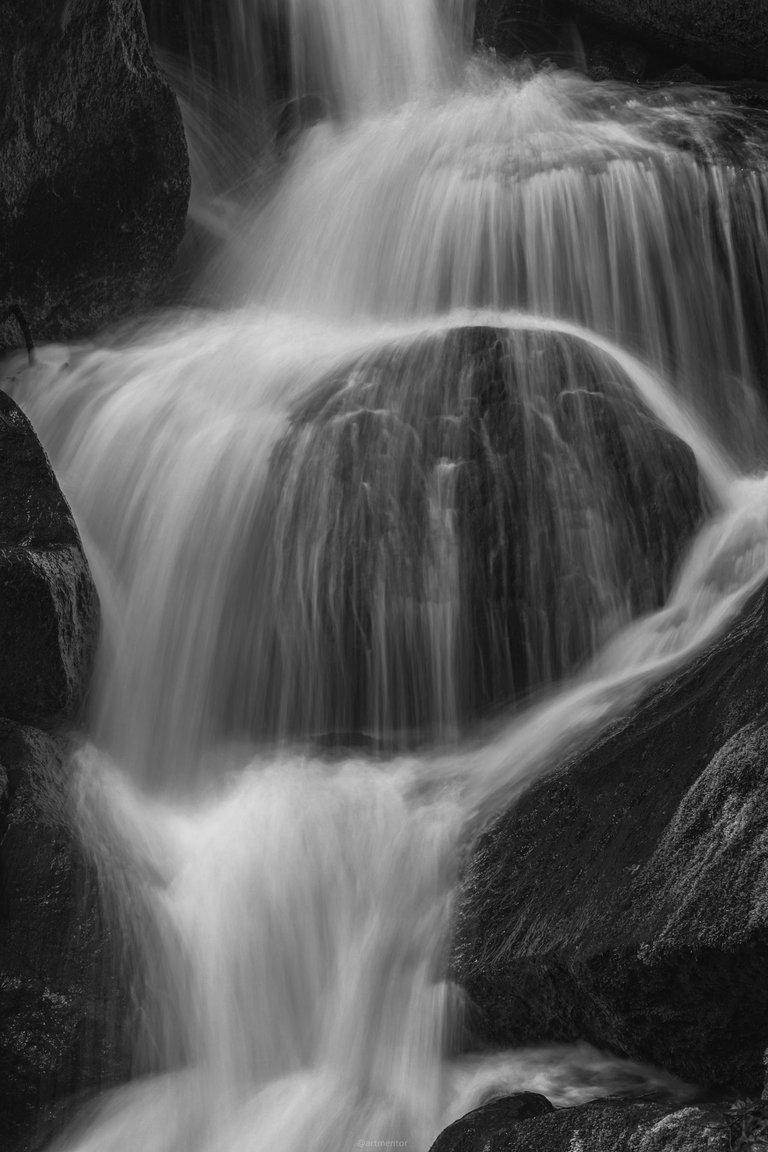 Waterfall in Black&White by ArtMentor