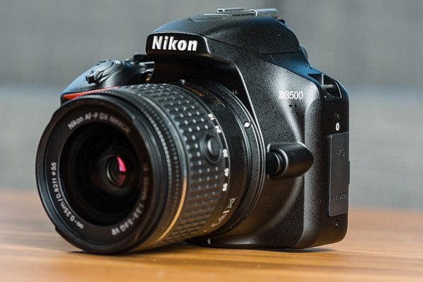 Nikon-D3500.jpg